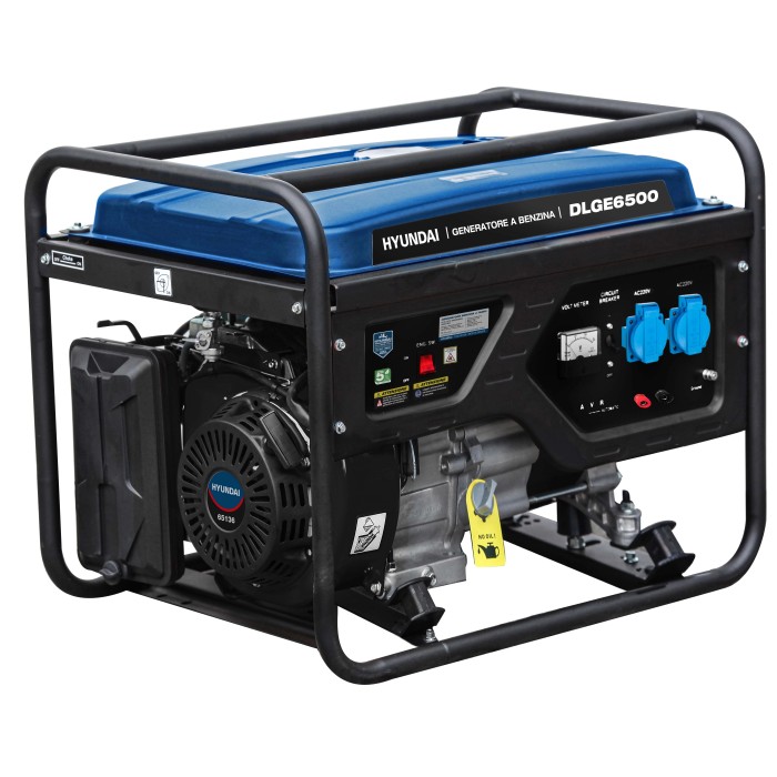 Generatore di corrente blu t.b.t. con telaio nero. Generatore per cantieri e giardini.