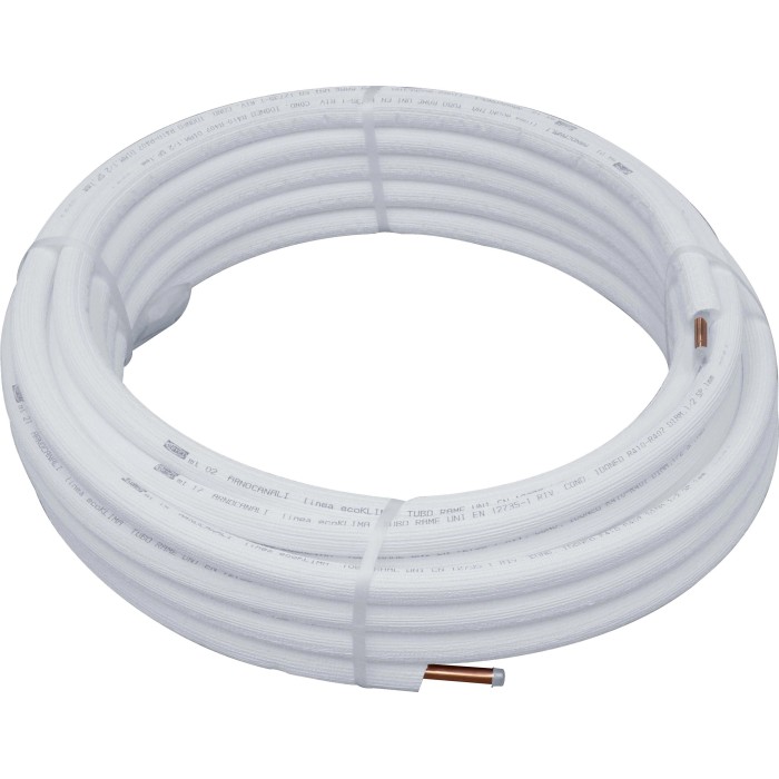 Tubo isolante bianco per condizionatori d'aria, arrotolato.
