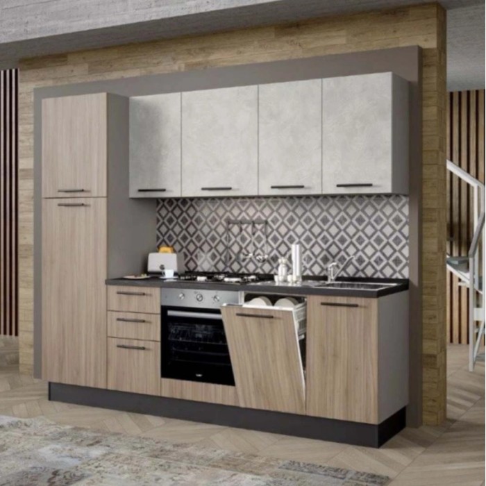 Cucina componibile moderna in grigio ed effetto legno con lavastoviglie e pensili.