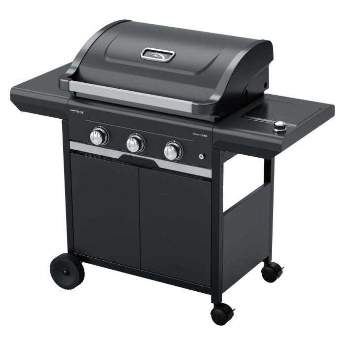 Barbecue a gas t.b.t. nero con tre bruciatori e mobiletto.