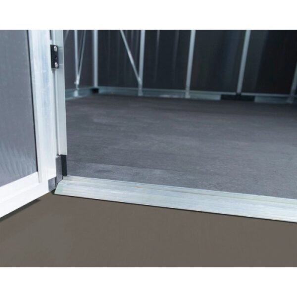Dettaglio: Ingresso del capanno in metallo Palram Yukon, antracite, 17,2 m².