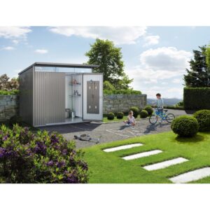 Casetta da giardino in metallo Biohort AvantGarde ECO Gr. A1, grigio quarzo metallizzato, con doppia porta aperta in giardino.