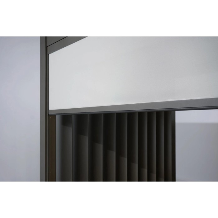 Tenda a rullo elettrica Biohort, 3,5 m, grigio scuro metallizzato per coperture per patio.
