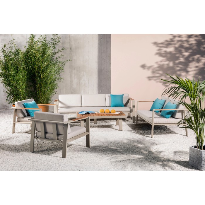 Set lounge North Valley a 3 pezzi in alluminio e legno di eucalipto FSC® con cuscini.