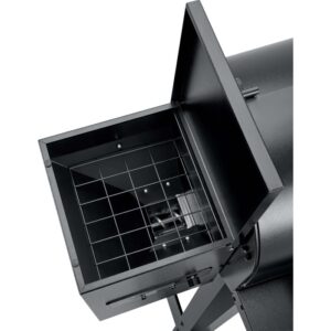 Dettaglio del contenitore pellet di un barbecue t.b.t.