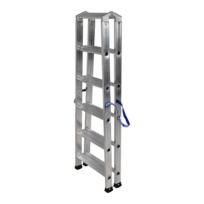 Scala edile t.b.t. piegata in alluminio con gradini.