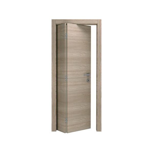 Porta per interni t.b.t. con decoro in legno chiaro e set maniglia color argento.