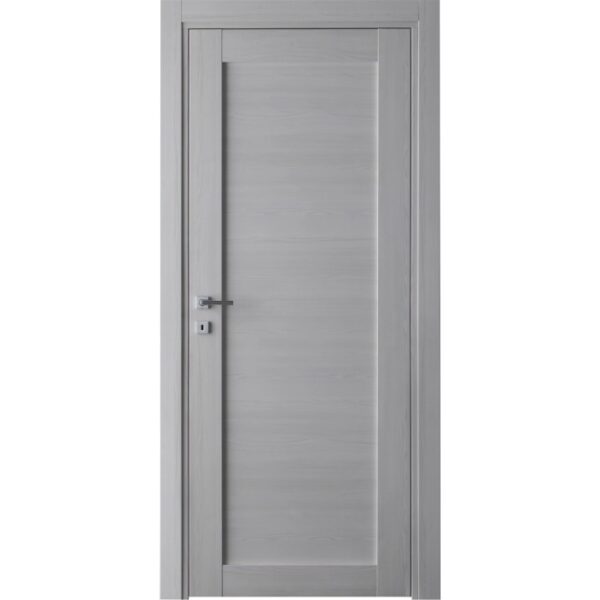 Porta interna grigia con design semplice e maniglia argentata.