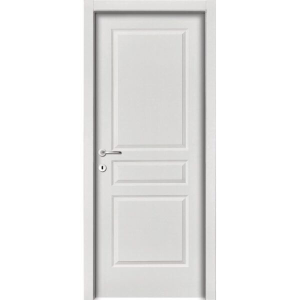 Porta interna bianca con tre pannelli e maniglia argentata.