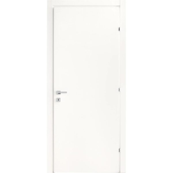 Porta interna bianca con maniglia argentata. Design semplice per spazi abitativi moderni.
