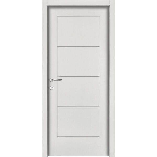 Porta interna bianca con tre listelli decorativi orizzontali e maniglia argentata.