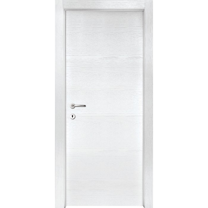 Porta interna bianca con superficie liscia e maniglia color argento.