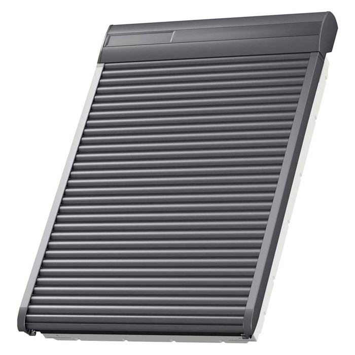 Tapparella solare Velux SSL CK02, grigio scuro, chiusa. Tapparella per finestre da tetto per protezione dal calore e oscuramento.