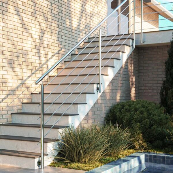 Scala con ringhiera in acciaio inox. Accessori per scale per esterni.