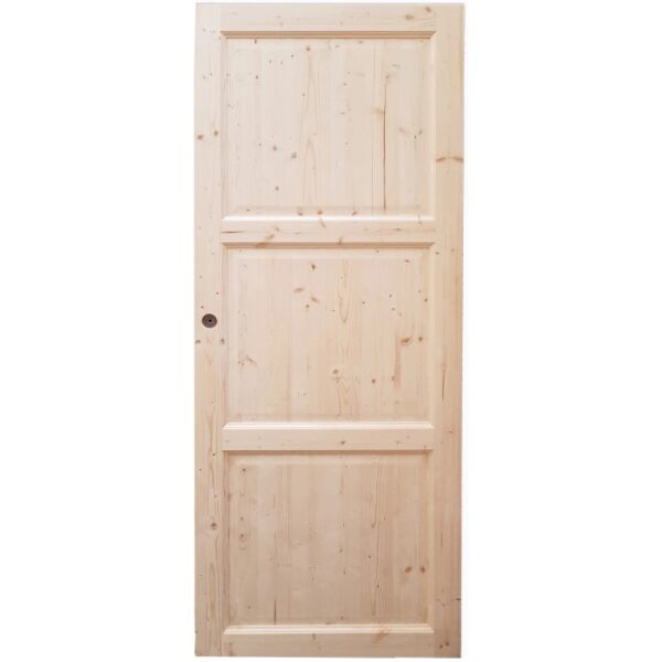 Porta interna in legno chiaro a tre pannelli.