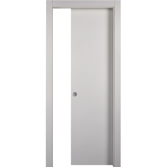 Porta interna chiara, scorrevole con telaio, dettaglio.