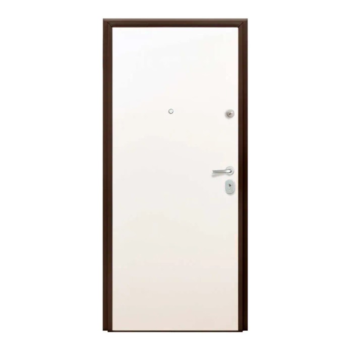 Porta blindata bianca con telaio marrone, spioncino e maniglia.