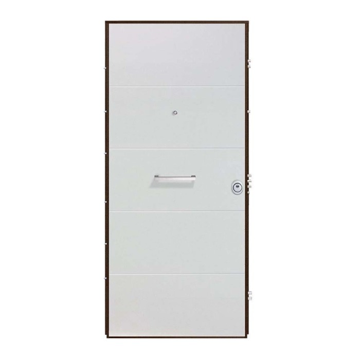 Porta blindata bianca con linee orizzontali e maniglia. Protezione antieffrazione per la tua casa.