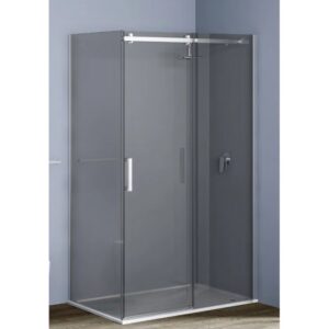 Box doccia t.b.t. con porta scorrevole, vetro grigio e telaio argentato.