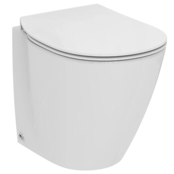 WC sospeso bianco (t.b.t.) per pulizia senza brida in bagno moderno.