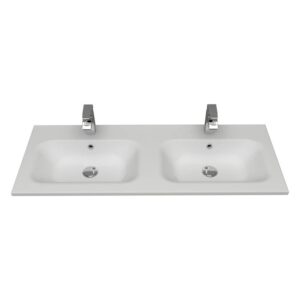 Mobile lavabo doppio bianco con due rubinetti per il bagno.