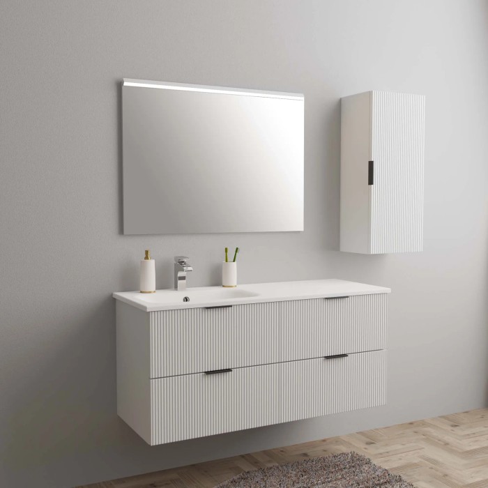 Moderno set di mobili da bagno bianchi: mobile lavabo, specchiera e pensile. Ideale per il tuo bagno.