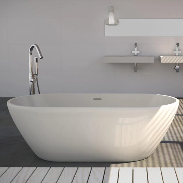 Vasca freestanding t.b.t. bianca, forma ovale. Design bagno moderno.