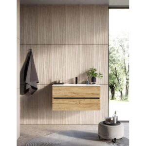 Set di mobili da bagno moderni con mobile lavabo effetto legno e lavabo da appoggio.