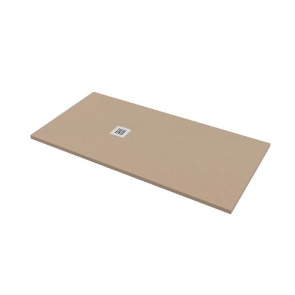 Piatto doccia beige con scarico quadrato, adatto a bagni moderni.