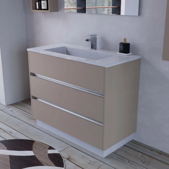 t.b.t. Mobile bagno beige con tre cassetti. Arredo bagno.